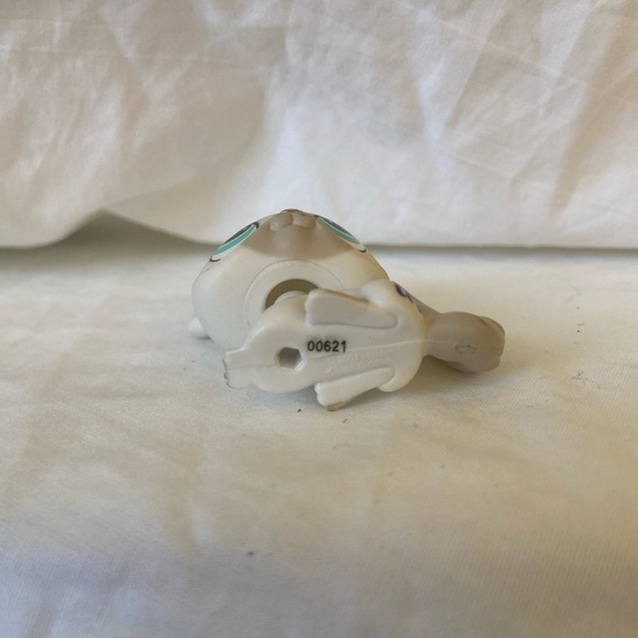 Littlest Pet Shop 2007 Chinchilla #1401 White & Gray GenuineLPS - Picture 8 of 9